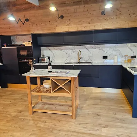 La Péniche - De Groupe Insolite