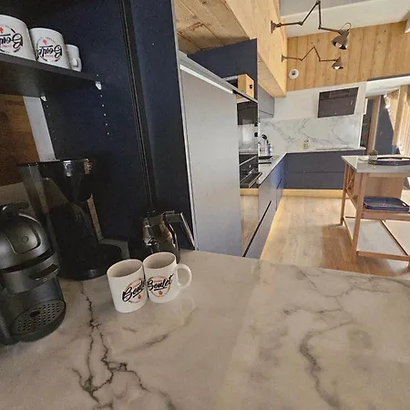 La Péniche - De Groupe Insolite *