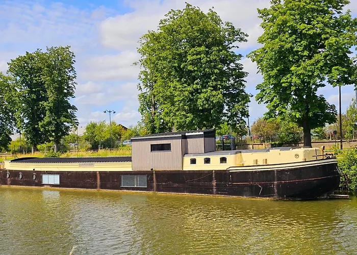 Bateau-hôtel La Péniche - De Groupe Insolite *