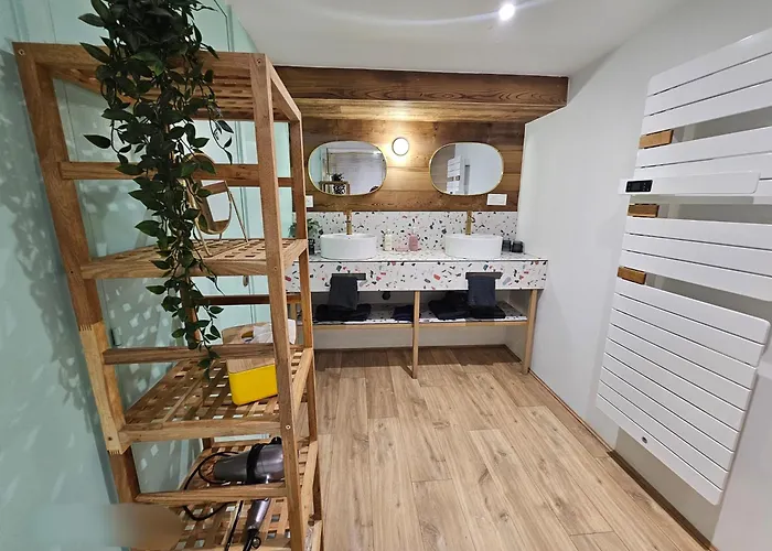 La Péniche - De Groupe Insolite Saint-Omer (Pas-de-Calais)